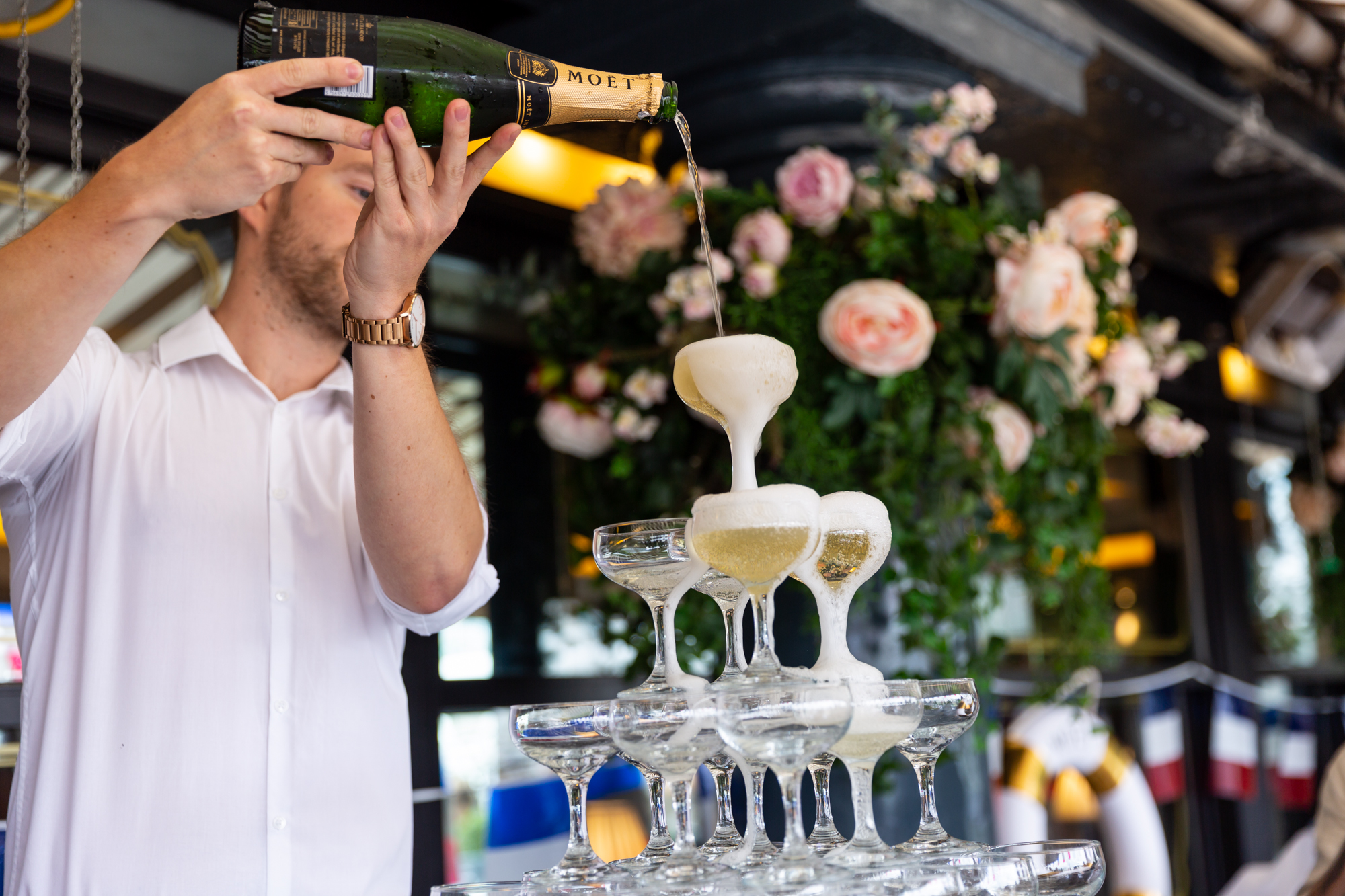 champagne tower, moet chandon